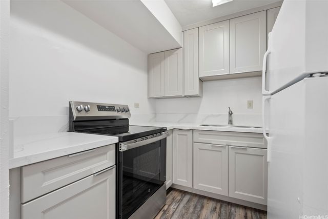 1909 Ala Wai Boulevard 302, Honolulu, HI 96815