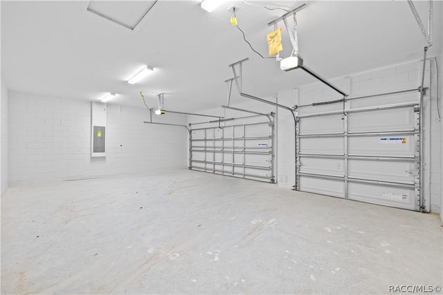 5034 W Pinto Loop, Beverly Hills, FL 34465