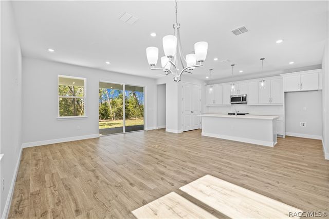 5034 W Pinto Loop, Beverly Hills, FL 34465