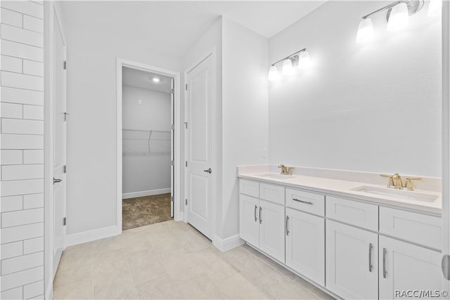 5034 W Pinto Loop, Beverly Hills, FL 34465