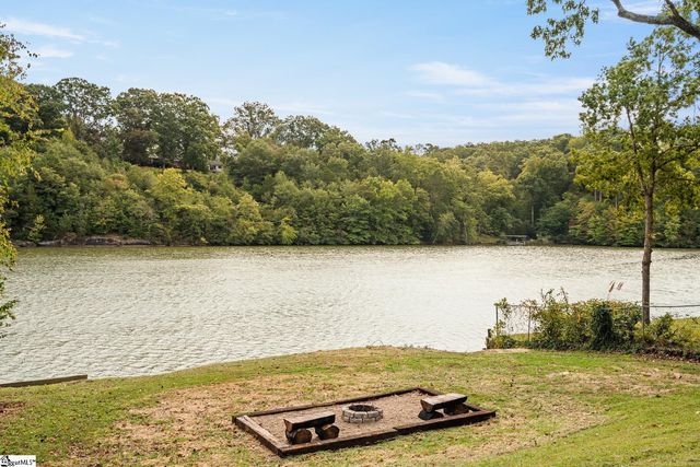 303 Snyder Road, Easley, SC 29640