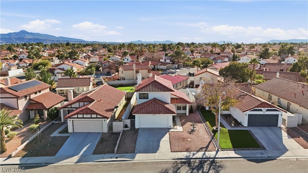 2413 Muirfield Avenue, Henderson, NV 89074 — photo 5