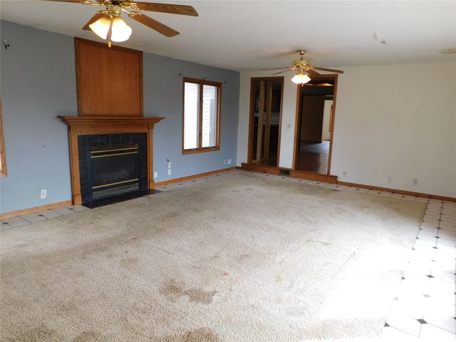 702 W Locust Street, Ogden, IA 50212