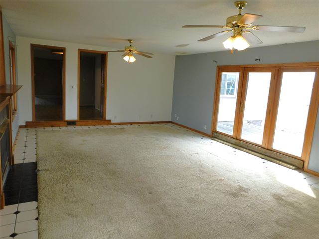 702 W Locust Street, Ogden, IA 50212