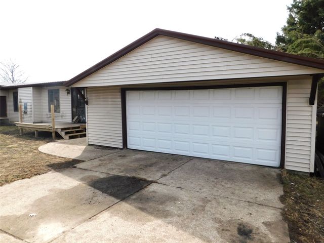 702 W Locust Street, Ogden, IA 50212