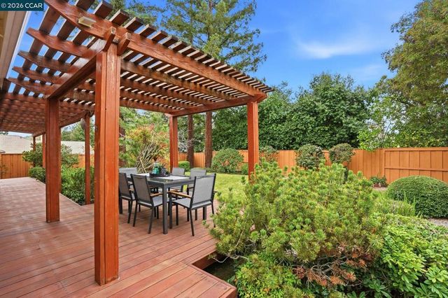 783 783 Cattail Court, Walnut Creek, CA 94598