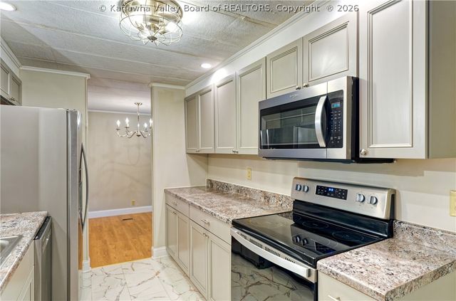 106 Greer Street, Ripley, WV 25271