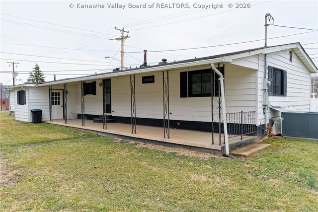 106 Greer Street, Ripley, WV 25271