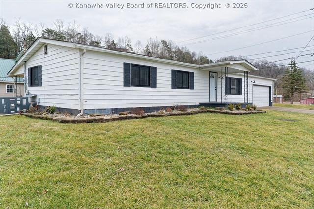 106 Greer Street, Ripley, WV 25271