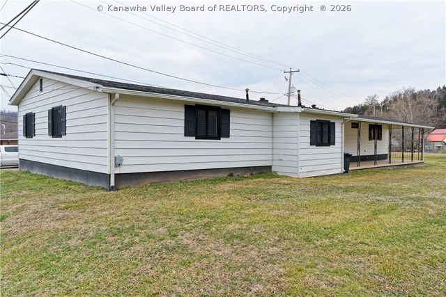 106 Greer Street, Ripley, WV 25271