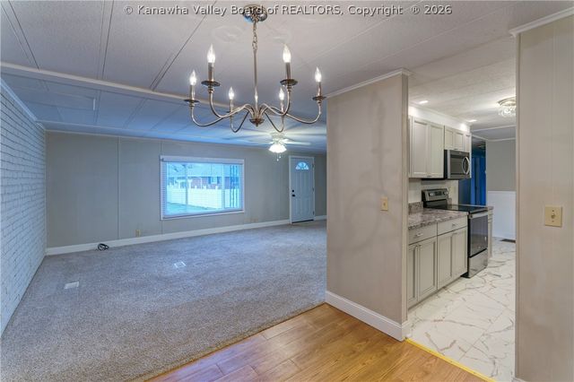 106 Greer Street, Ripley, WV 25271