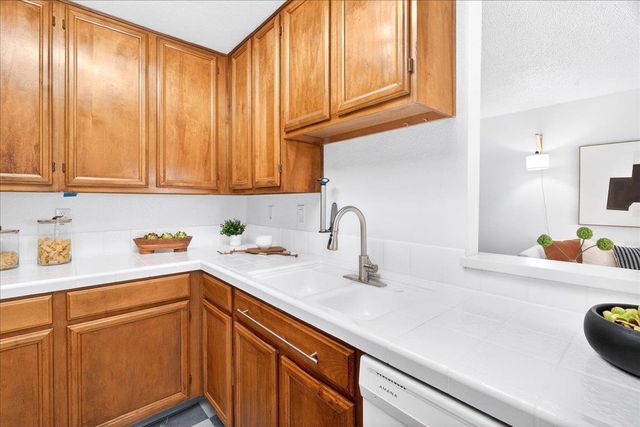 449 Costa Mesa Terrace C, Sunnyvale, CA 94085