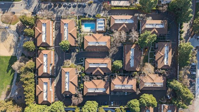 449 Costa Mesa Terrace C, Sunnyvale, CA 94085