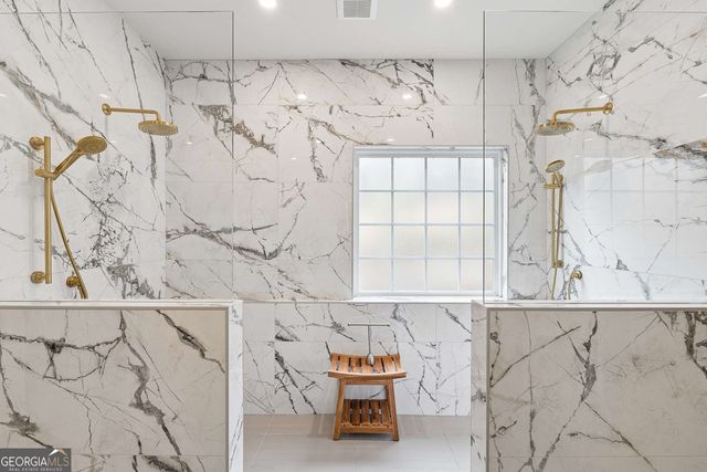 5403 Landsdowne Court, Cumming, GA 30041