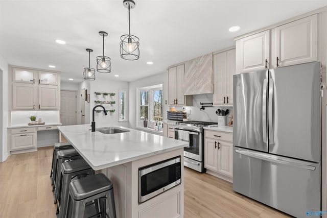 156 Arbery Drive NW, Huntsville, AL 35806