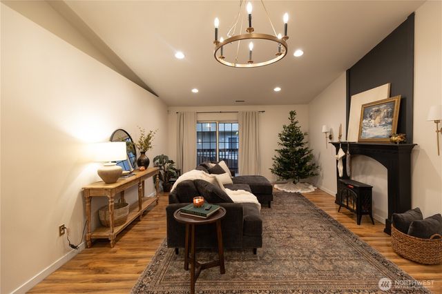 1524 E 200th Street Ct, Spanaway, WA 98387