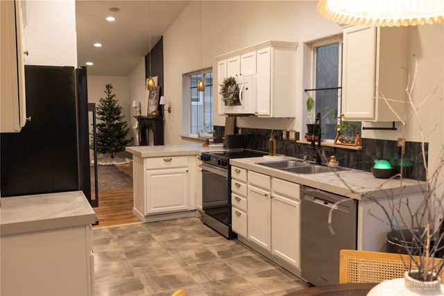 1524 E 200th Street Ct, Spanaway, WA 98387