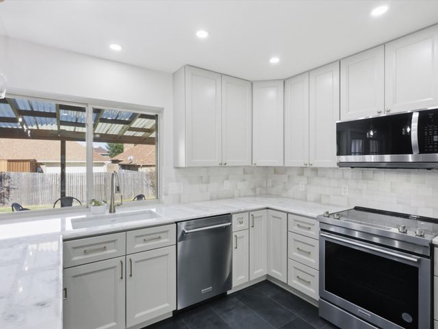 2011 Clearfield Circle, Richardson, TX 75081