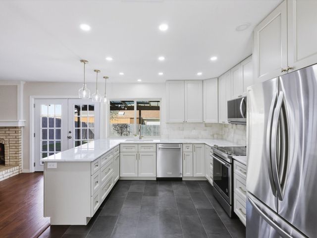 2011 Clearfield Circle, Richardson, TX 75081