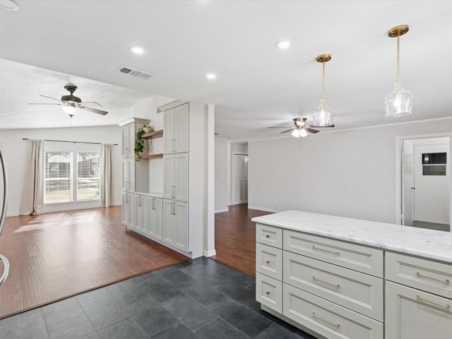 2011 Clearfield Circle, Richardson, TX 75081