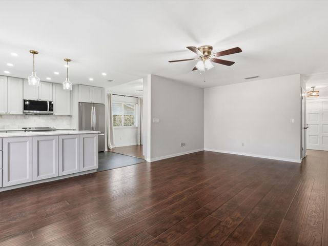 2011 Clearfield Circle, Richardson, TX 75081