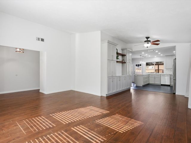 2011 Clearfield Circle, Richardson, TX 75081