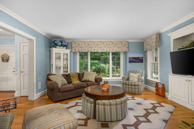 359 Baxter Neck Road, Marstons Mills, MA 02648