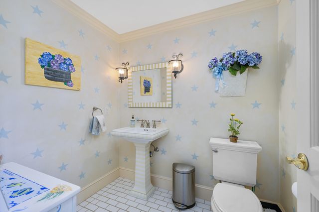 359 Baxter Neck Road, Marstons Mills, MA 02648