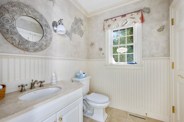 359 Baxter Neck Road, Marstons Mills, MA 02648