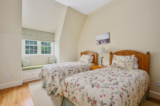 359 Baxter Neck Road, Marstons Mills, MA 02648