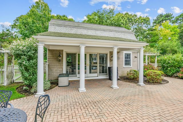 359 Baxter Neck Road, Marstons Mills, MA 02648