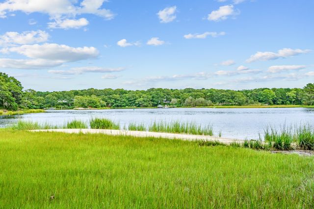 359 Baxter Neck Road, Marstons Mills, MA 02648