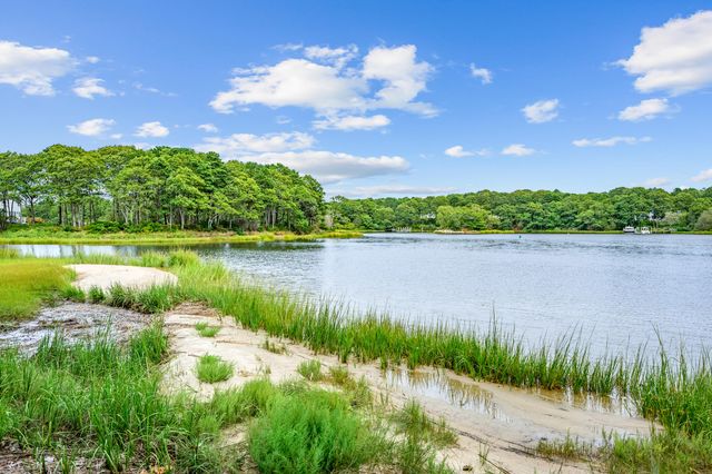 359 Baxter Neck Road, Marstons Mills, MA 02648