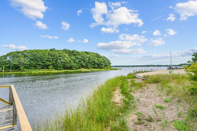 359 Baxter Neck Road, Marstons Mills, MA 02648