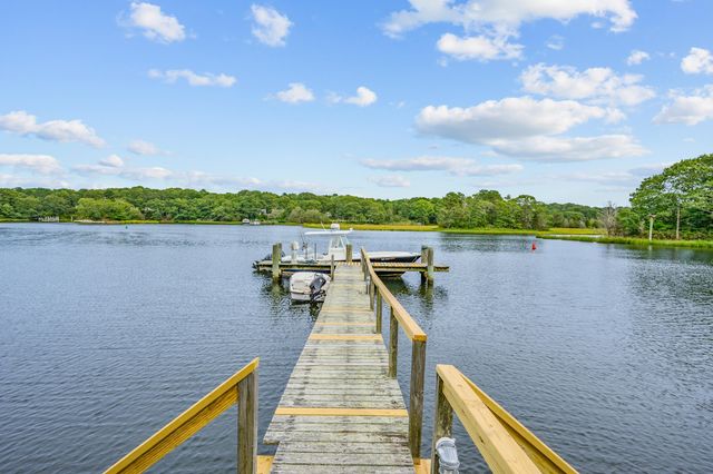 359 Baxter Neck Road, Marstons Mills, MA 02648