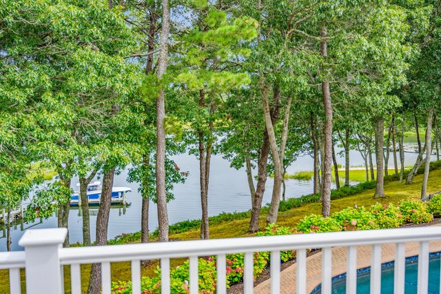 359 Baxter Neck Road, Marstons Mills, MA 02648