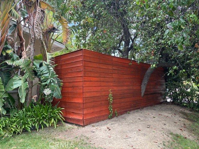 26096 Adamor Road, Calabasas, CA 91302