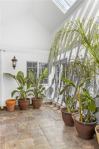 26096 Adamor Road, Calabasas, CA 91302