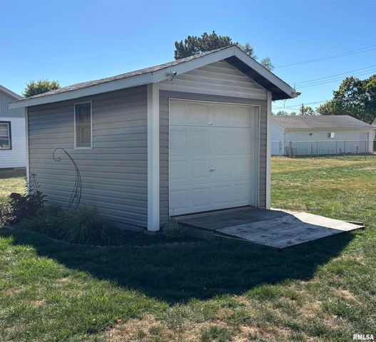 1617 INDIANA Drive, Galesburg, IL 61401