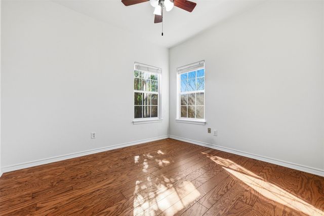 365 Rose Mayer LOOP, La Grange, TX 78945