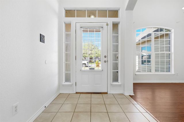 365 Rose Mayer LOOP, La Grange, TX 78945