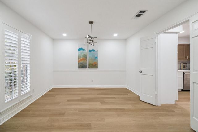 2502 Riverlawn Drive, Houston, TX 77339