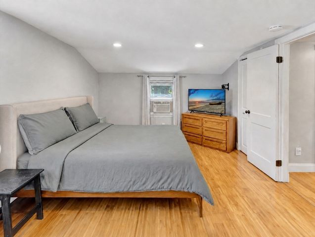 122 Moncrief, Rockland, MA 02370