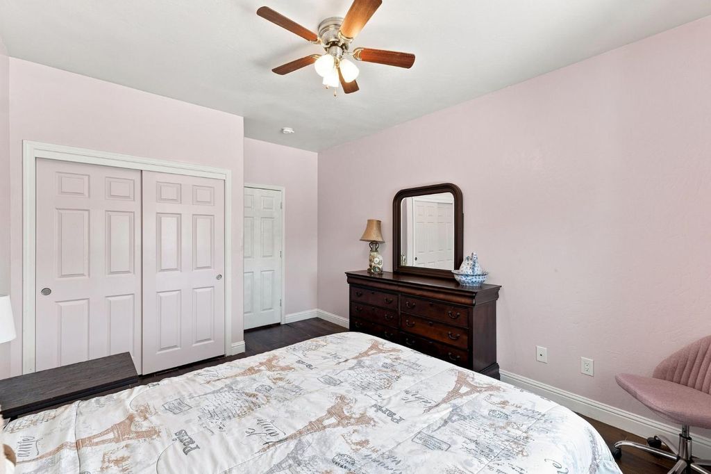 Image 27 of property listing at 537 S Fordham Avenue, Fresno, CA 93727