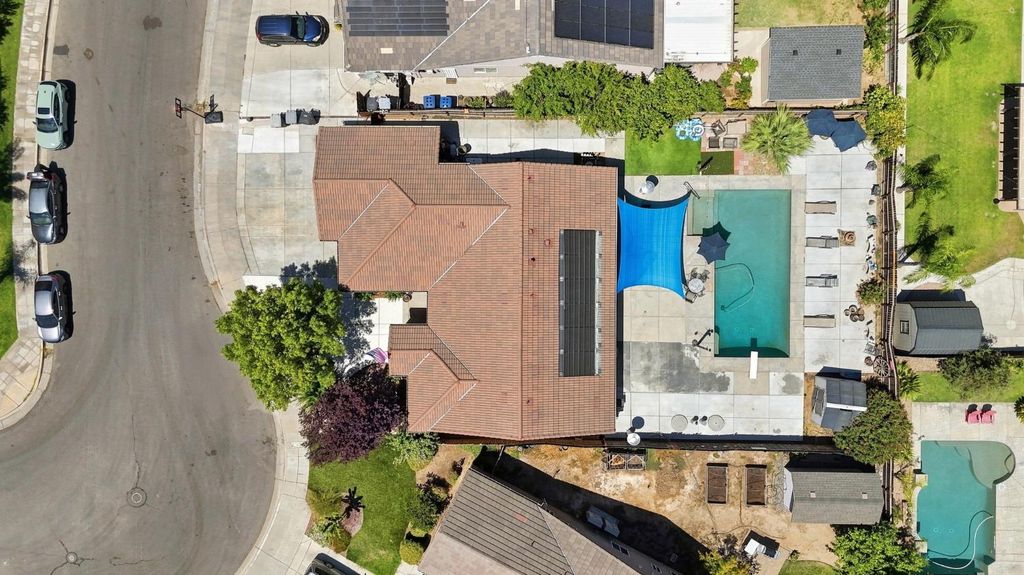 Image 35 of property listing at 537 S Fordham Avenue, Fresno, CA 93727