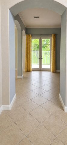 3945 Torres Circle, West Palm Beach, FL 33409