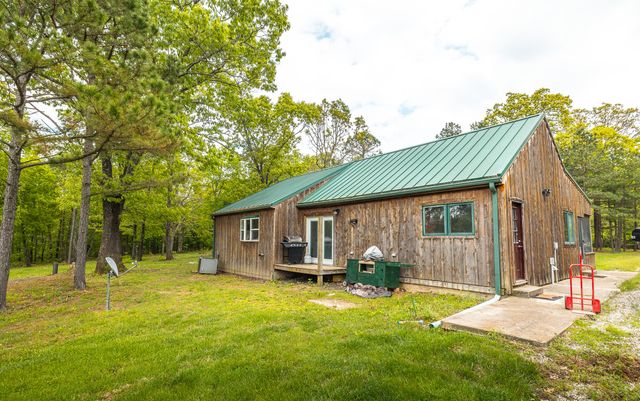 20623 W Ashley Creek Road, Raymondville, MO 65555