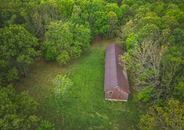 20623 W Ashley Creek Road, Raymondville, MO 65555