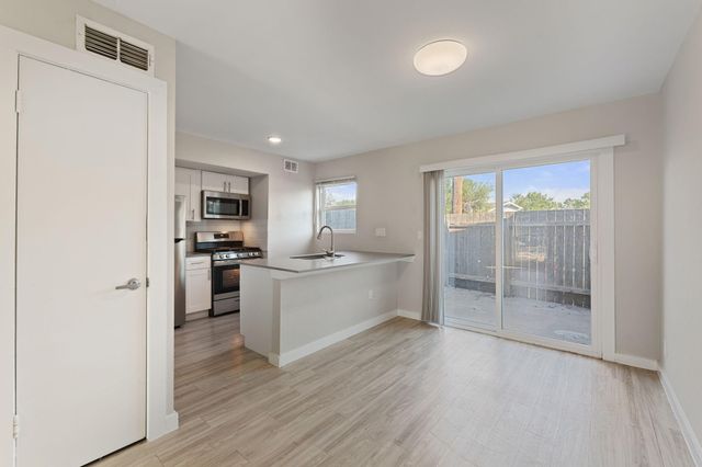 5005 Manor Road 123, Austin, TX 78723