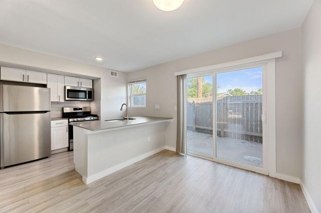 5005 Manor Road 123, Austin, TX 78723